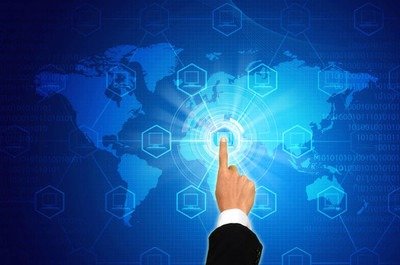 信息技术 数字时代的核心引擎